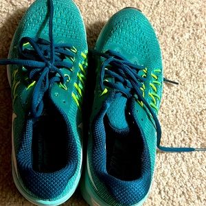 Nike running shoes, green shades, good condition, size 9 in US.